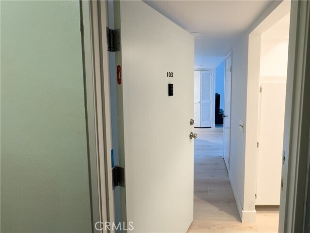 Building Photo - 2110 Palos Verdes Dr N