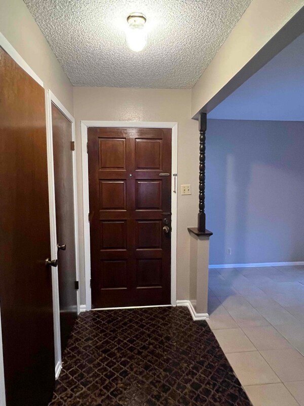 Building Photo - 7427 Meadow Hill