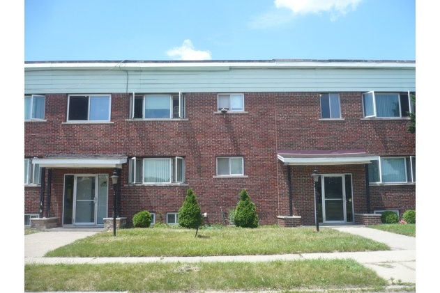 Primary Photo - Roseridge Apartments