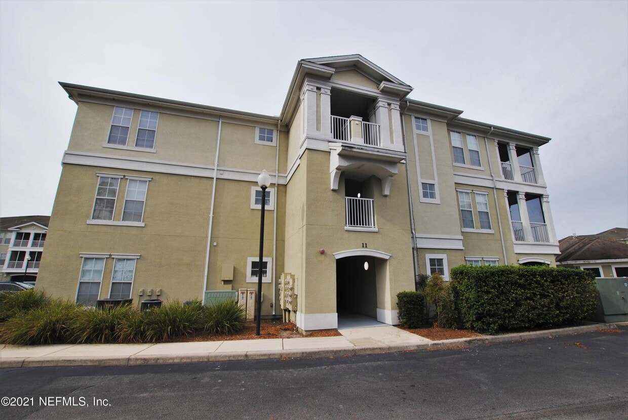 8290 Gate Pkwy W Unit 1114, Jacksonville, FL 32216 Condo for Rent in