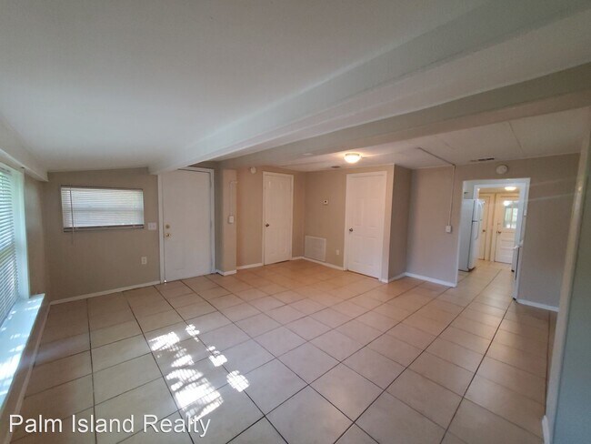 Building Photo - 1 br, 1 bath House - 4829 6th Street