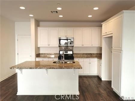 Building Photo - 3055 E Via Fiano