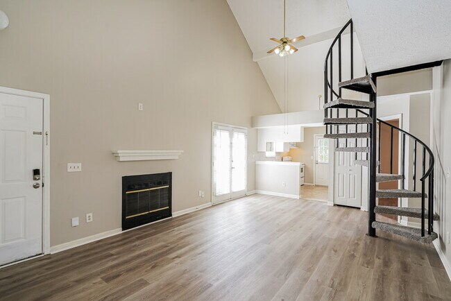Building Photo - 2515 Sonar St