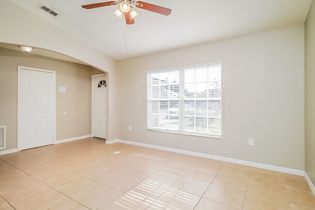 Building Photo - 307 Mormanno Way