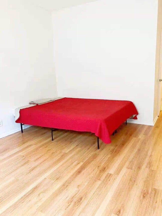 Photo - 1424 Amherst Ave Townhome