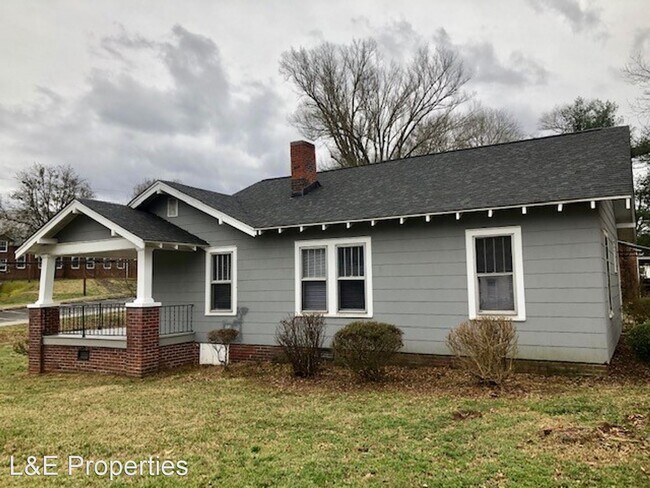 Building Photo - 3 br, 1 bath House - 2309 Acme Road