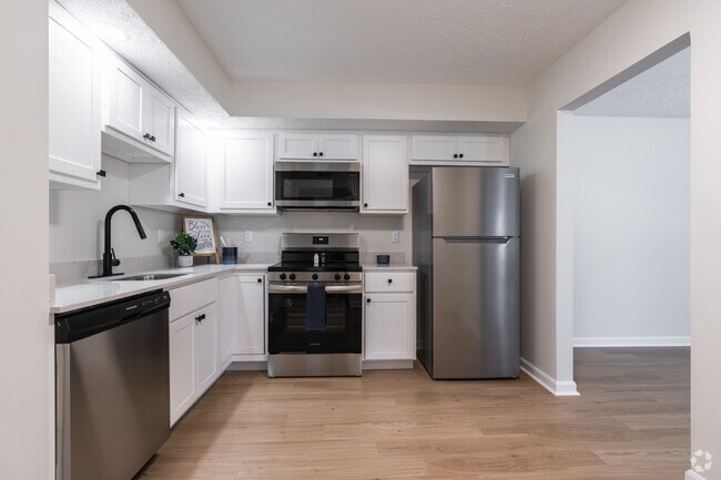 Interior Photo - Lochwood Apartments