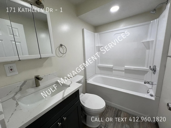 Building Photo - 171 Kathleen Dr