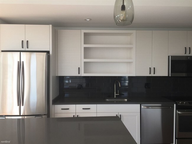 Building Photo - 1 br, 1 bath  - 101 S Huntington Ave Unit 101