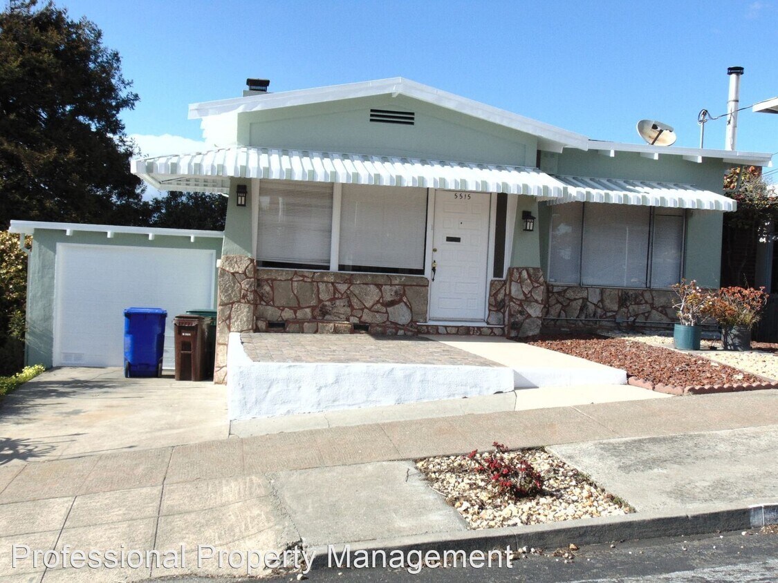 Foto principal - 2 br, 1 bath House - 5515 Van Fleet Avenue