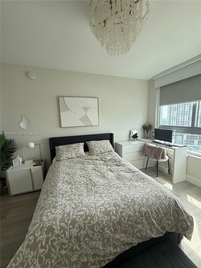 Foto del edificio - 90 SW 3rd St