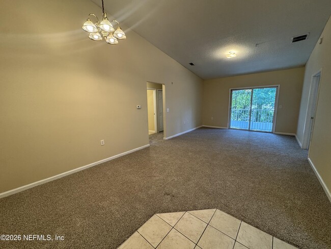 Foto del edificio - 5051 Playpen Dr