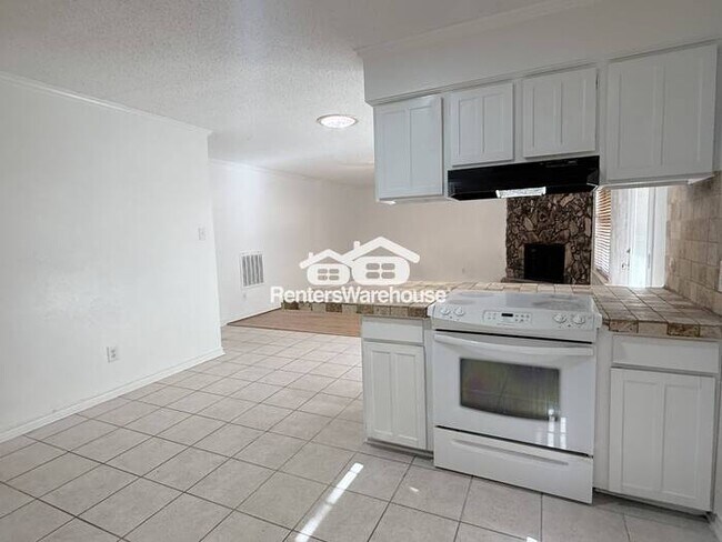 Building Photo - Make ready completed and now on the market