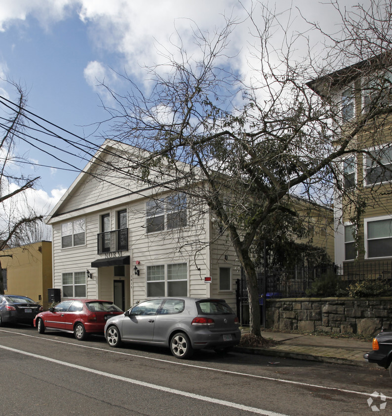 Building Photo - The Norm Apartments