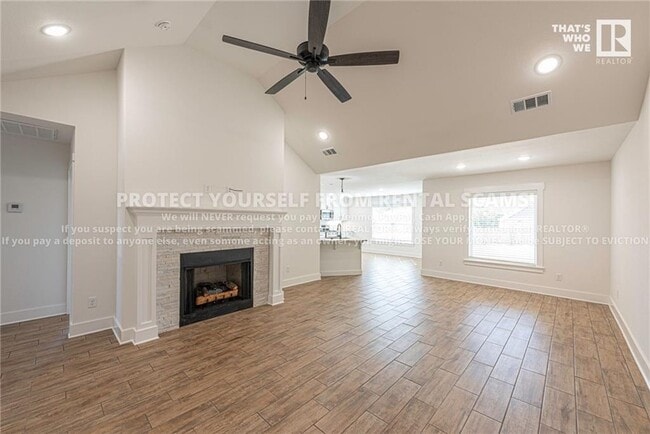 Building Photo - 51 W Pitts St