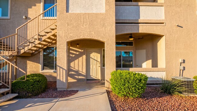 Foto del edificio - 2305 W Horizon Ridge Pky