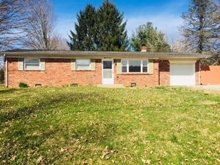 Primary Photo - 3 Bedroom, 2 Bathroom Home on Bloomington'...