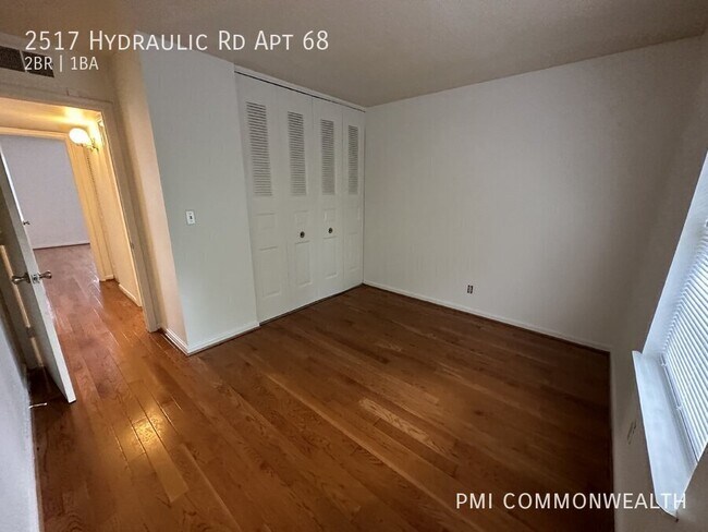 Foto del edificio - 2517 Hydraulic Rd