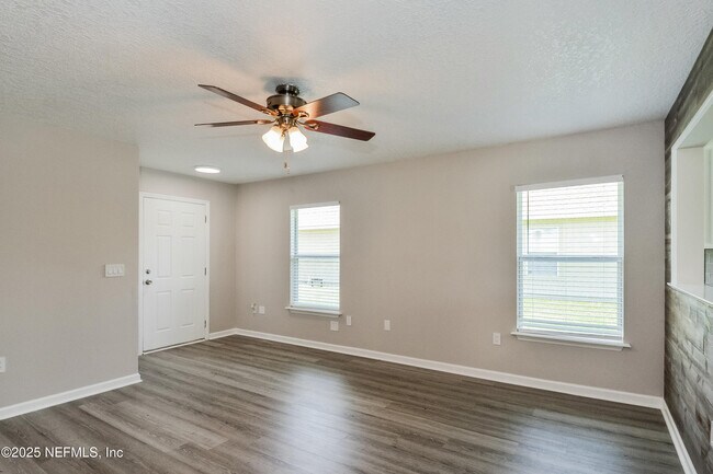 Building Photo - 899 Wynfield Cir