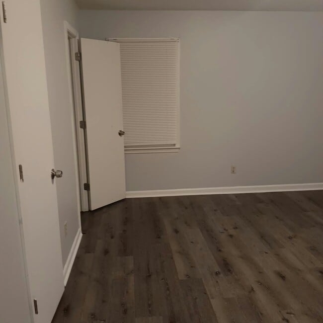 Building Photo - 9245 Cedar Ridge Dr NW