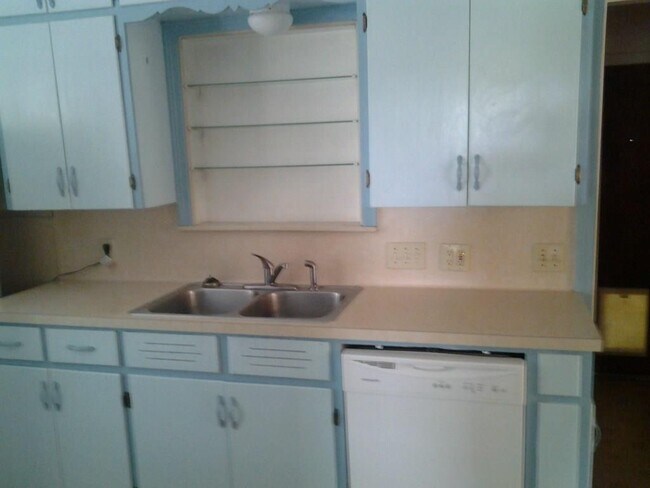 Foto del edificio - 2703 Stacy Ln