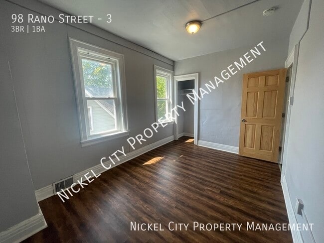 Building Photo - 98 Rano St