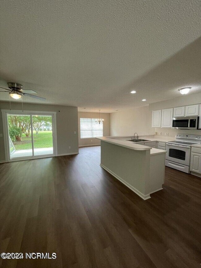 Foto del edificio - 2800 Mulberry Ln