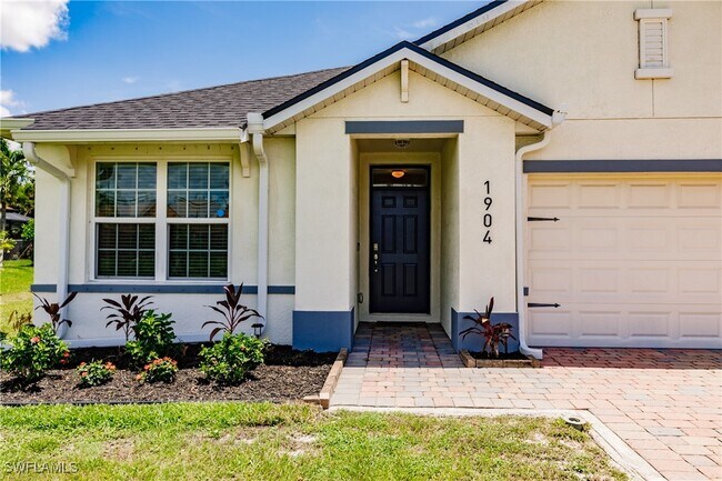 Foto del edificio - 1904 SW 10th Terrace