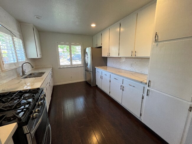 Building Photo - 18870 Cosumnes Ln