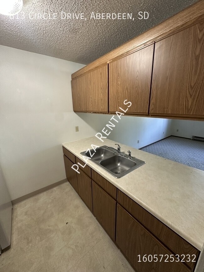 Foto del edificio - 307 11th Ave NW