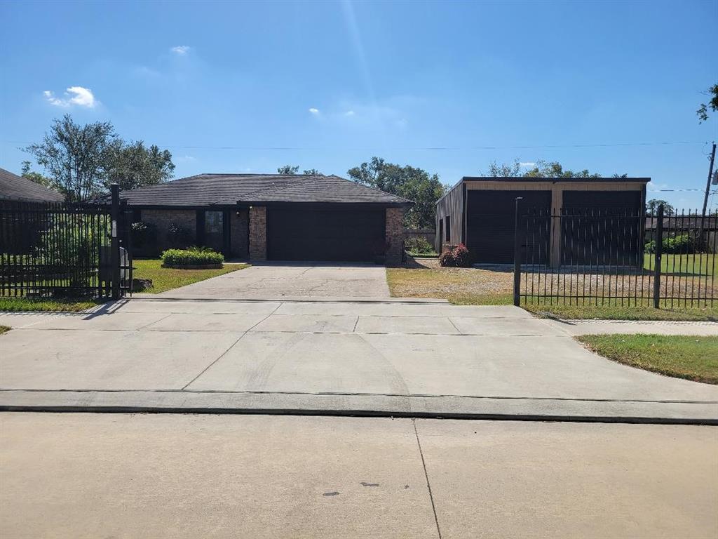 Foto principal - 2722 Ridgeland Ave