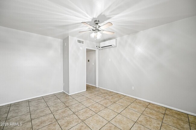 Foto del edificio - 3025 N 32nd St