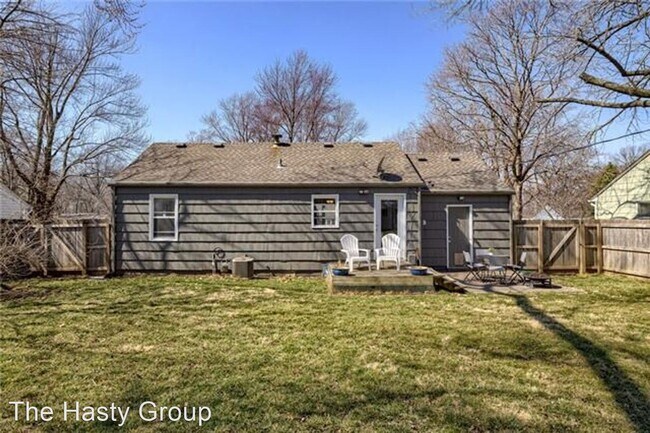 Foto del edificio - 2 br, 1 bath House - 7525 Conser St