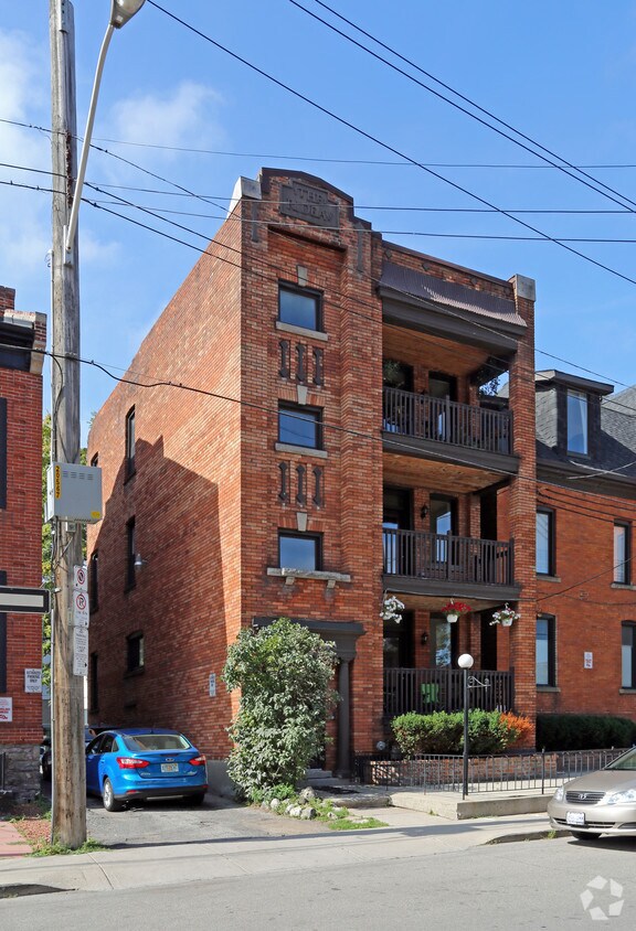 Primary Photo - James & Forest Building 8