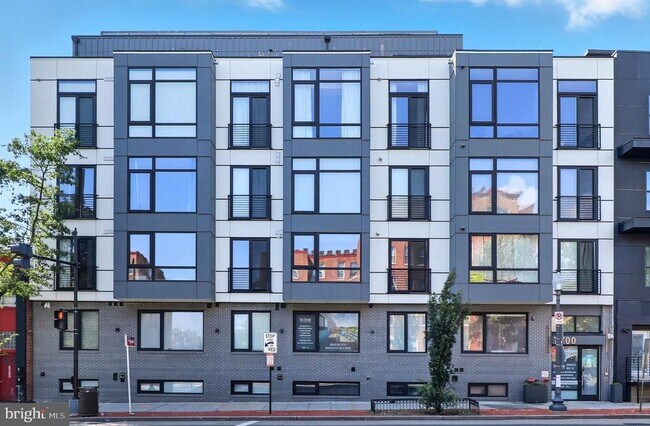 Foto del edificio - 7700 Georgia Ave NW