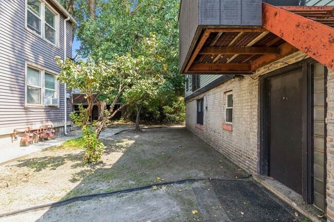 Building Photo - 2029 S Ruble St