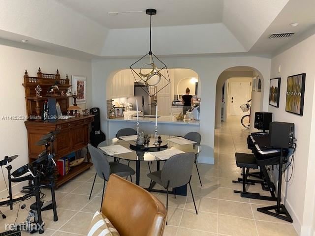 Primary Photo - 3 br, 2 bath House - 10700 NW 66th St Apt 409