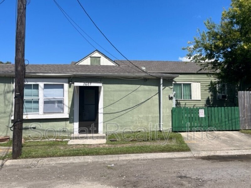 Primary Photo - 2607 Columbus St