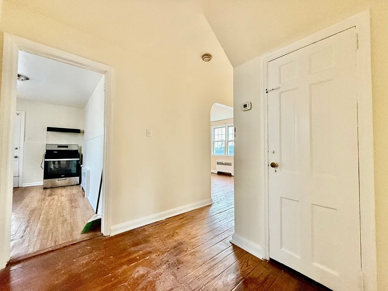 Building Photo - 115 Cowles Ave