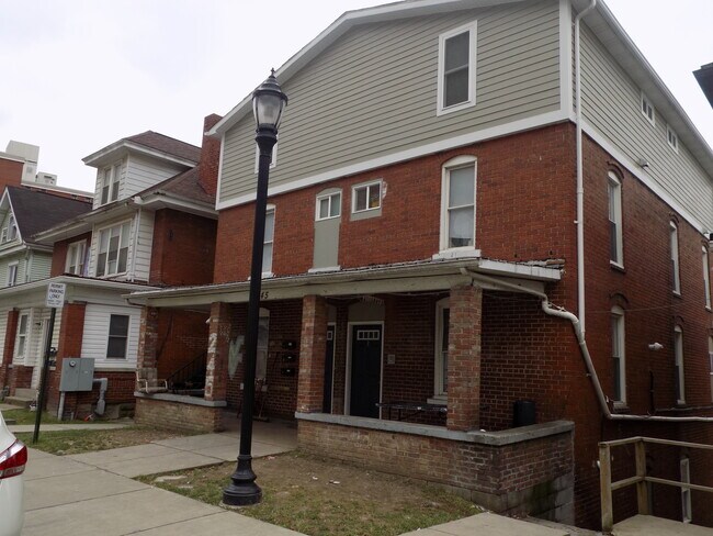 Foto del edificio - 245 Grant Ave