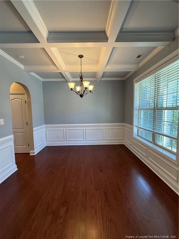 Foto del edificio - 495 Rolling Pines Dr