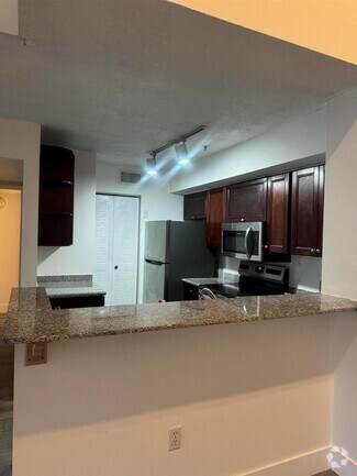 Building Photo - 7832 Sonoma Springs Cir