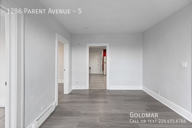 Building Photo - 1286 Parent Av