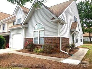 Building Photo - 11163 Saintsbury Pl