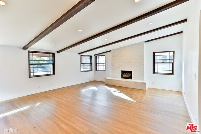Building Photo - 3 br, 2 bath House - 20341 Enadia Way