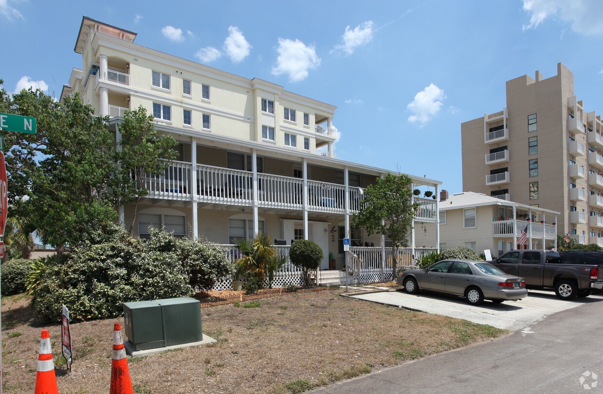 2339 17th Ave N, Jacksonville Beach, FL 32250 Apartments in