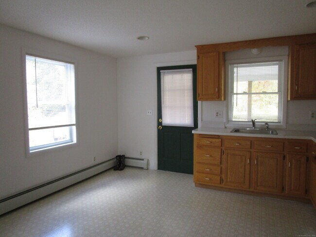 Foto del edificio - 769 Norwich Ave