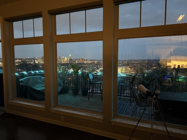 Building Photo - 1226 Grays Peak