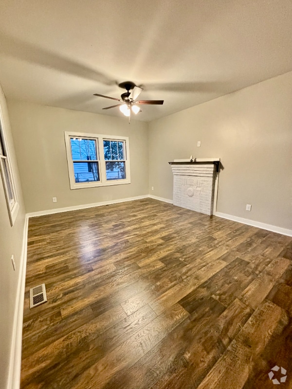 Building Photo - 313 Dingler Ave