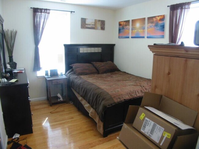 Foto del edificio - 3.0 bedroom in Cambridge Massachusetts 02140